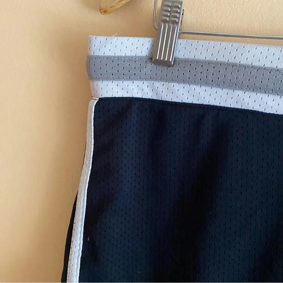 Y2K Nike Black Athletic Shorts White Trim Drawstring Running Gym Activewear - Picture 4 of 14